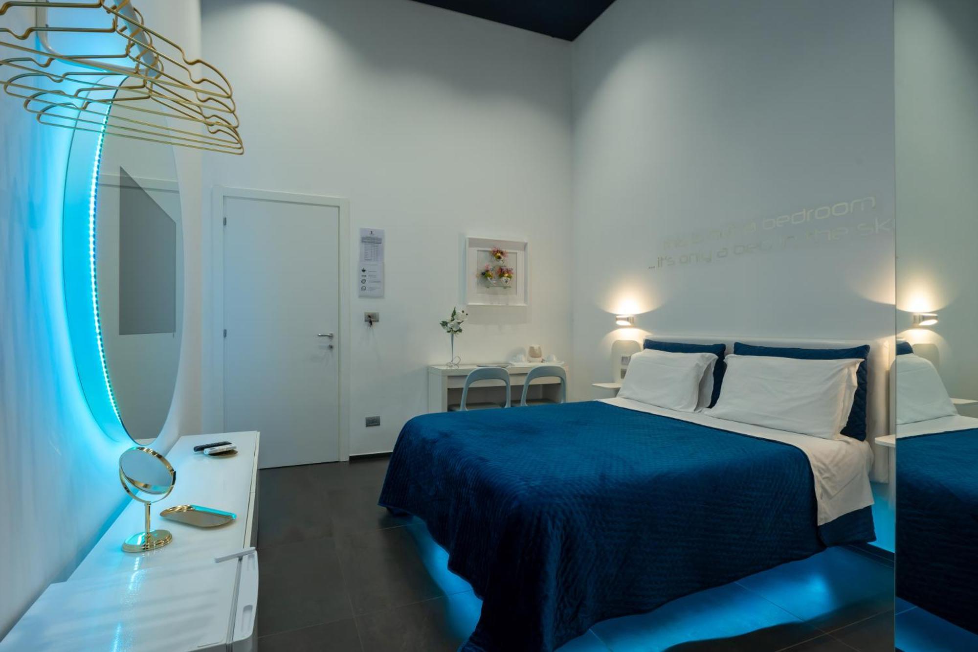 Skyhouse Chiatamone Panzió Nápoly Kültér fotó